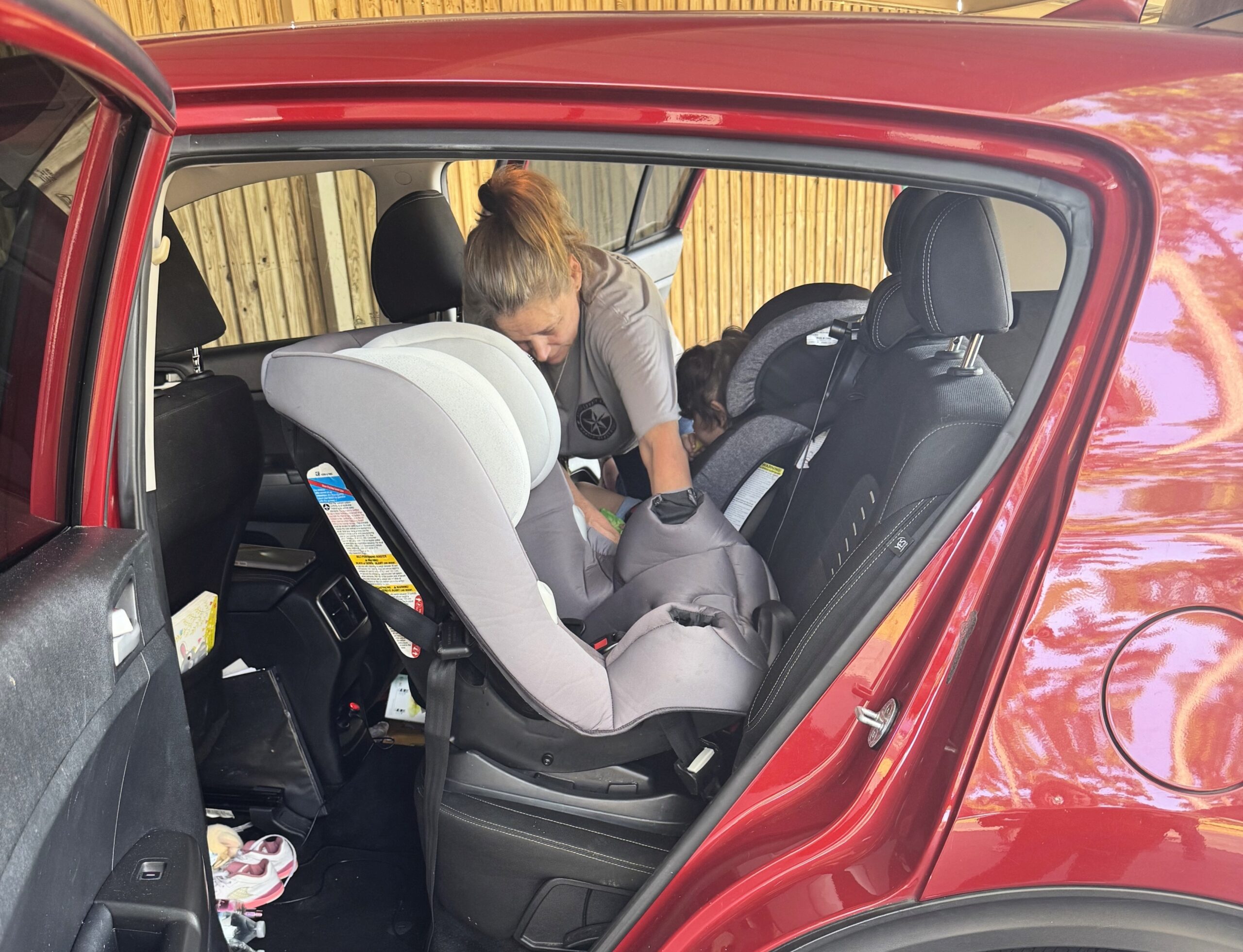 Infant car safety seat installed